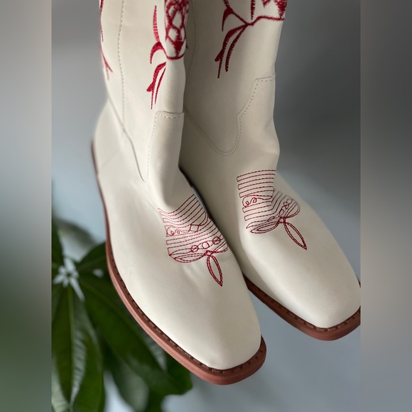 White cowboys boots red embroidered western boots - Picture 5 of 5